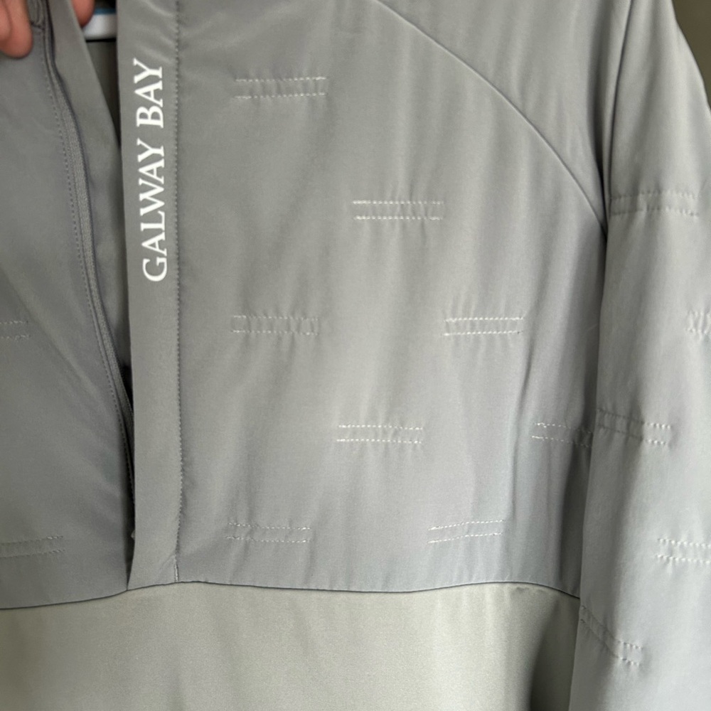 Men’s Gray Raincoat — Lightweight Waterproof Jacket
